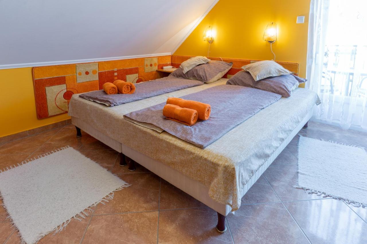 Gál Apartmanház Harkány Exterior foto