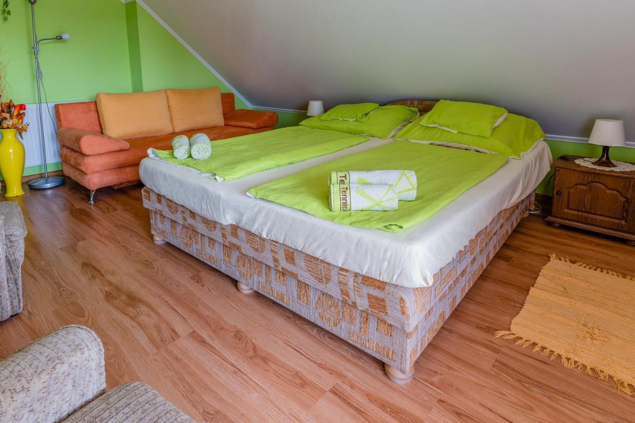 Gál Apartmanház Harkány Exterior foto