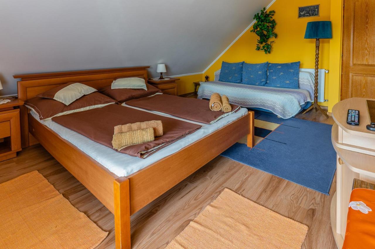 Gál Apartmanház Harkány Exterior foto