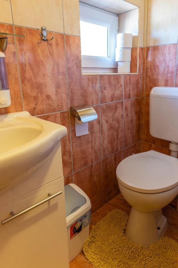 Gál Apartmanház Harkány Exterior foto