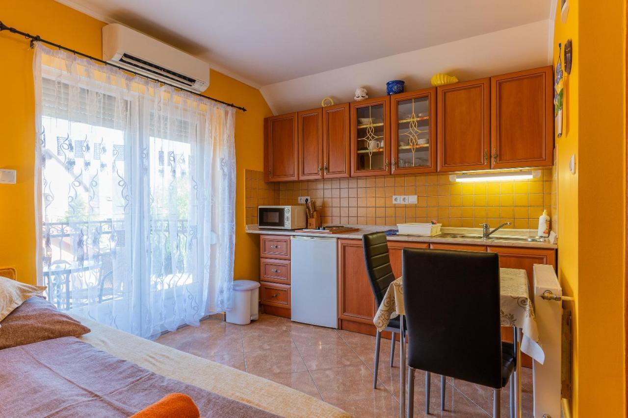 Gál Apartmanház Harkány Exterior foto