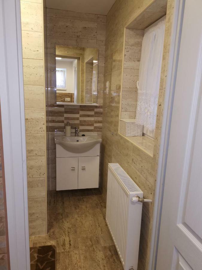 Gál Apartmanház Harkány Exterior foto
